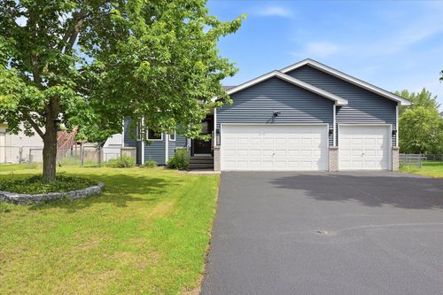 308 Elm St Sw, Isanti, MN, 55040-7447 | Card Image