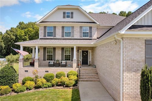 6908 River Gate Ct, Oak Ridge, NC, 27310-9885 | Card Image