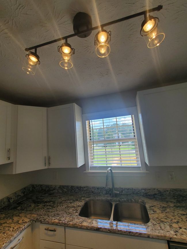 70 Grove Creek Dr, House other with 3 bedrooms, 2 bathrooms and null parking in Locust Grove GA | Image 27