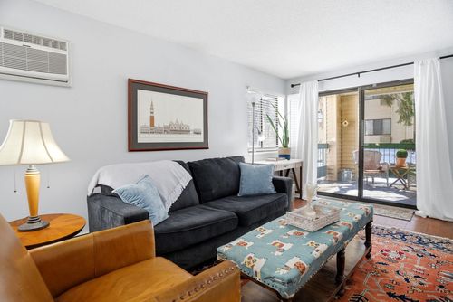 apt-6115-7605 Edinborough Way, Edina, MN, 55435-5828 | Card Image