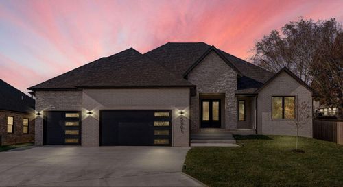 5901 S Clay Ave, Springfield, MO, 65810-3036 | Card Image