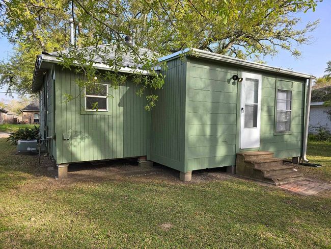 1022 Wilson St, House other with 2 bedrooms, 1 bathrooms and null parking in Port Neches TX | Image 10