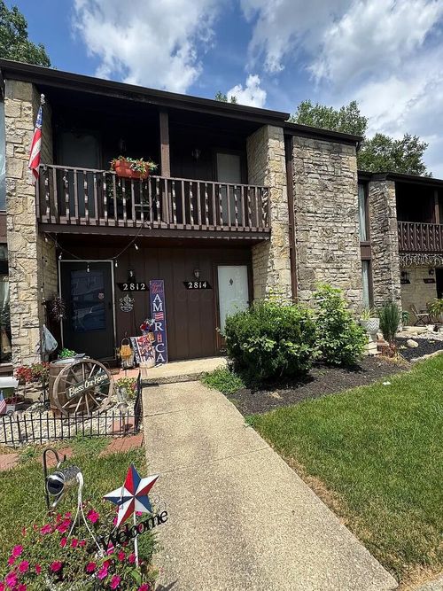 2814 Stonehenge Dr, Columbus, OH, 43224-2579 | Card Image