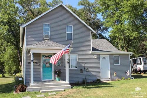 active-316 W Walnut Street, Riley, KS, 66531 | Card Image