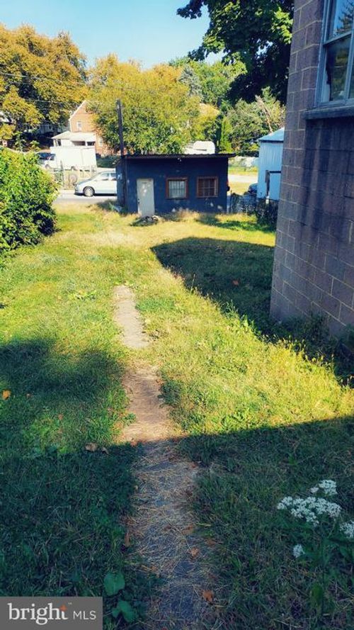 3236 Walnut St, HARRISBURG, PA, 17109-3559 | Card Image