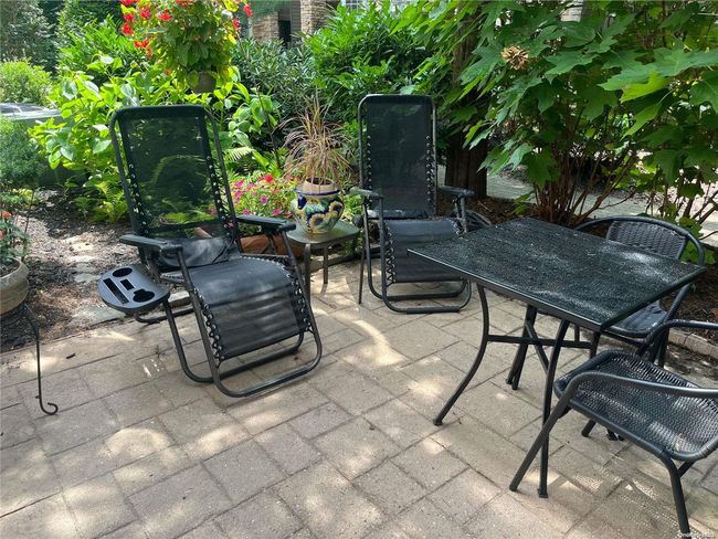 105 - 105 Carriage Ln, Condo with 2 bedrooms, 4 bathrooms and null parking in Plainview NY | Image 22