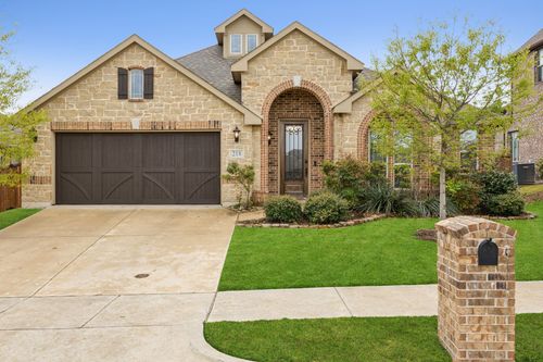218 Calvert Dr, Midlothian, TX, 76065-1392 | Card Image