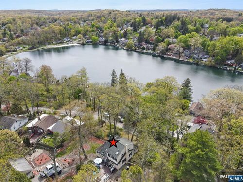 69 Lindys Dr, West Milford, NJ, 07480-4274 | Card Image