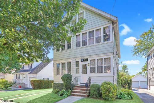 243 2nd Ave, Garwood, NJ, 07027-1126 | Card Image