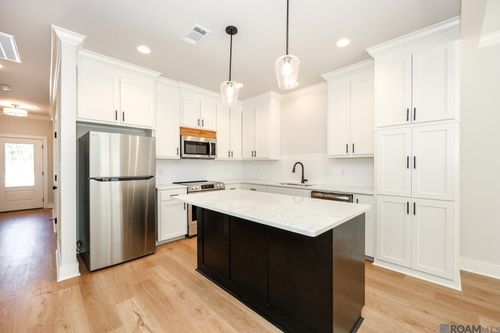 apt-7f-8739 Lockhart Rd, Denham Springs, LA, 70726-8341 | Card Image