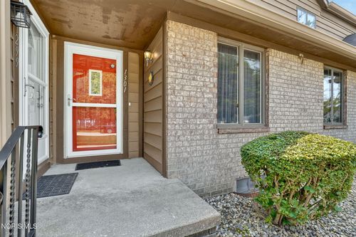 14-1301 Applegate St, Waterville, OH, 43566-1024 | Card Image