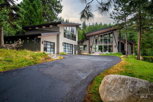 1115 Heaven'S Gate Ct, McCall, ID, 83638 | Card Image