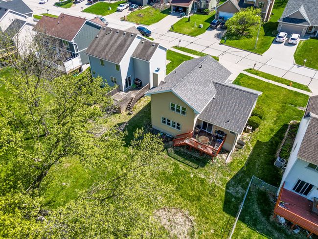 6923 Northview Dr, Home with 3 bedrooms, 3 bathrooms and null parking in Urbandale IA | Image 28
