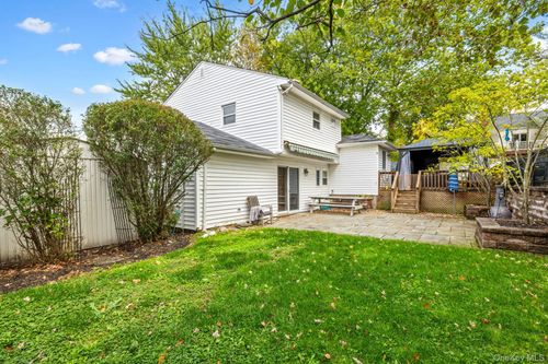 3 Hollis St, Orangeburg, NY, 10962-2308 | Card Image