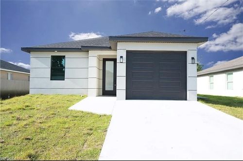 2116 French St, FORT MYERS, FL, 33916-4435 | Card Image