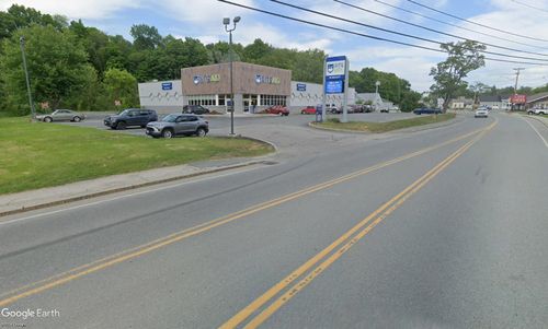 136 Meadow St, Littleton, NH, 03561-4026 | Card Image
