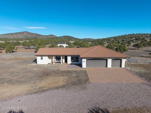4400 W Carriage Ln, Prescott, AZ, 86305-7854 | Card Image