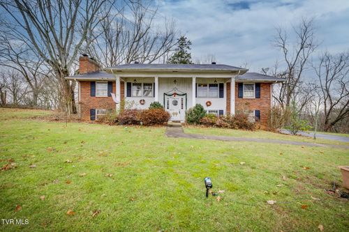 812 Beechwood Dr, Kingsport, TN, 37663-2437 | Card Image