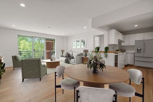 205-273 Cambridge, Woburn, MA, 01801 | Card Image