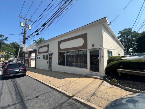 5-2-8 A Forest Avenue, Oyster Bay, NY, 11542 | Card Image