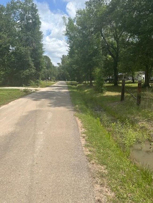 365 Kinsman Rd, Home with 0 bedrooms, 0 bathrooms and null parking in Cleveland TX | Image 4