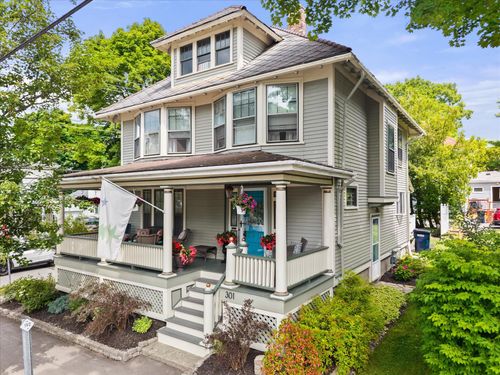 301 French St, Bangor, ME, 04401-5016 | Card Image