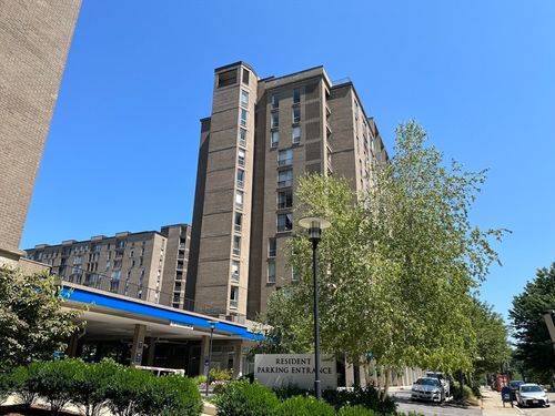 apt-422-33 Pond Ave, Brookline, MA, 02445-7155 | Card Image