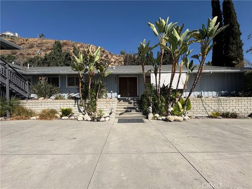 28562 Buena Vista Ln, Highland, CA, 92346-5020 | Card Image