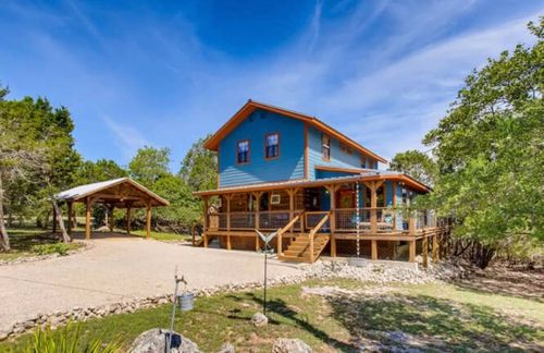 1381 Greenbriar Dr, Canyon Lake, TX, 78133-2565 | Card Image