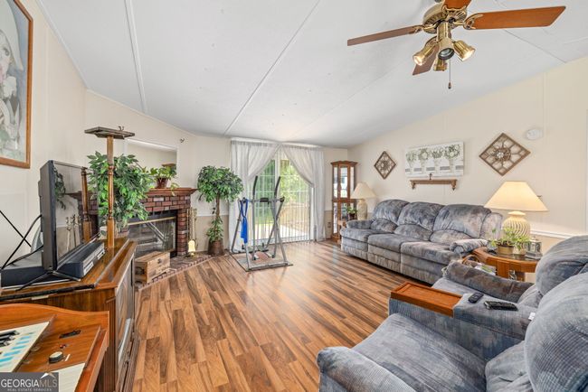 177 E Silver Shoals Rd, House other with 3 bedrooms, 2 bathrooms and null parking in Toccoa GA | Image 5