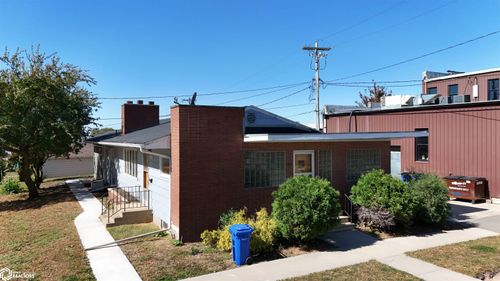 107 S Portland St, Bancroft, IA, 50517-8011 | Card Image