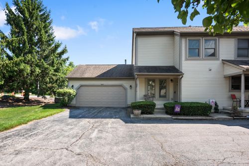 9-5-1047 Pinewood Ln, Gahanna, OH, 43230-3667 | Card Image