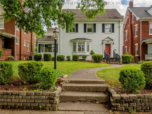 311 E 11th Avenue, Huntington, WV, 25701 | Card Image