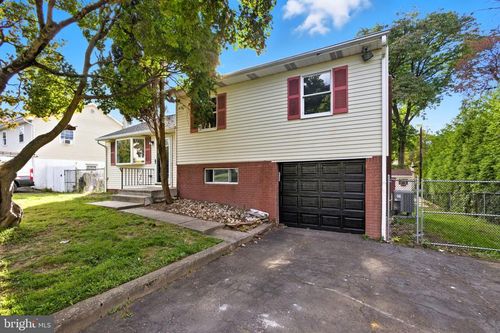 166 N Hawthorne Ave, LANGHORNE, PA, 19047-7415 | Card Image