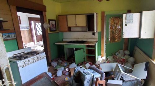 513 Camille St, Ottumwa, IA, 52501-2706 | Card Image