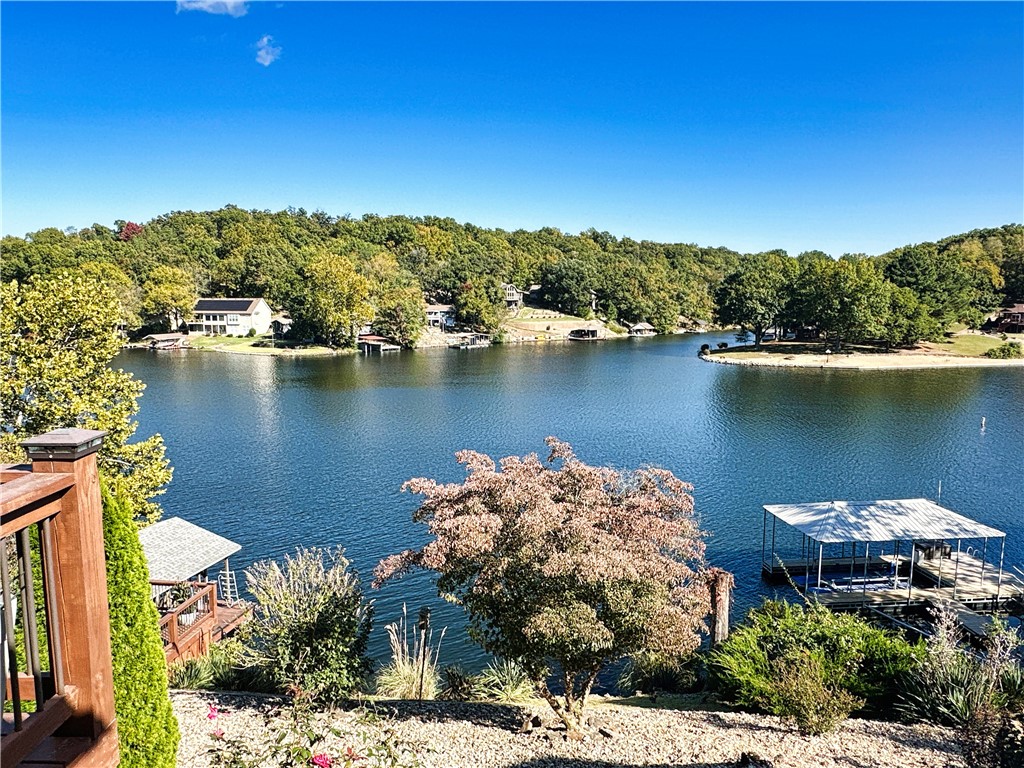 Portsmouth Dr, Bella Vista, AR 72715