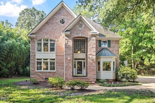 118 E Walnut St, Wake Forest, NC, 27587-2300 | Card Image