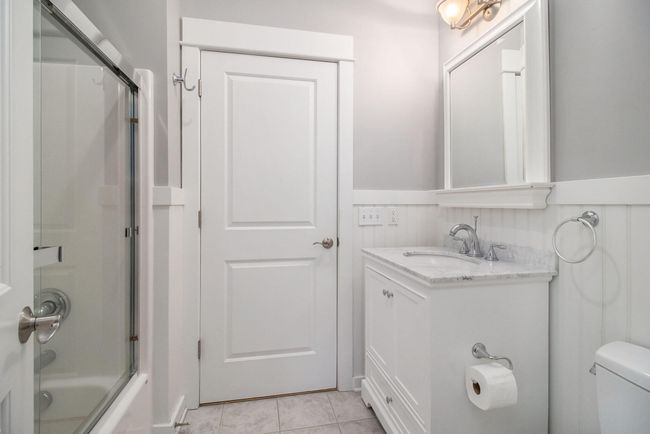 Main floor - bath 2 | Image 24