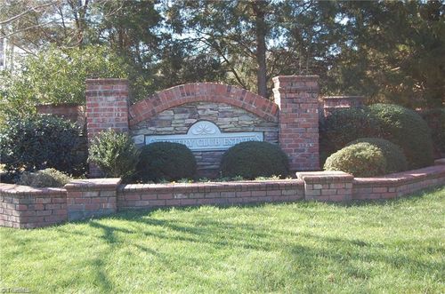 2893 Saint Giles Ct, High Point, NC, 27262-4619 | Card Image