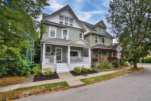 389 Baynes St, Buffalo, NY, 14213-1219 | Card Image