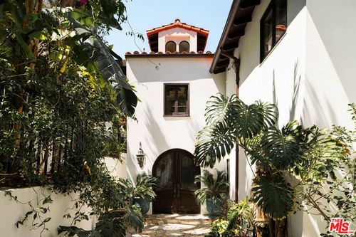 2225 Malaga Rd, LOS ANGELES, CA, 90068-2633 | Card Image