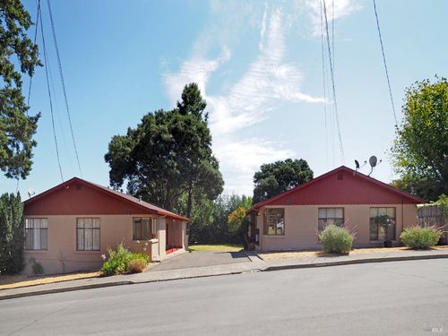 333 West St, Sebastopol, CA, 95472-3703 | Card Image