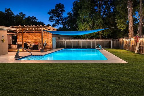 16915 Cumbermoore Ln, UMATILLA, FL, 32784-9274 | Card Image