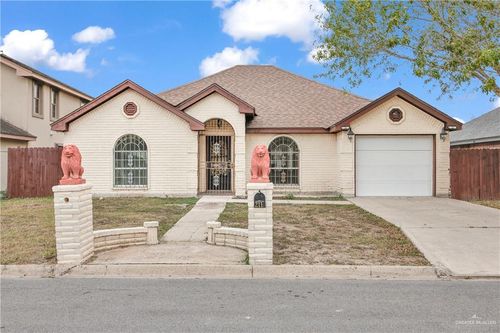 211 Dove St, San Juan, TX, 78589-4134 | Card Image