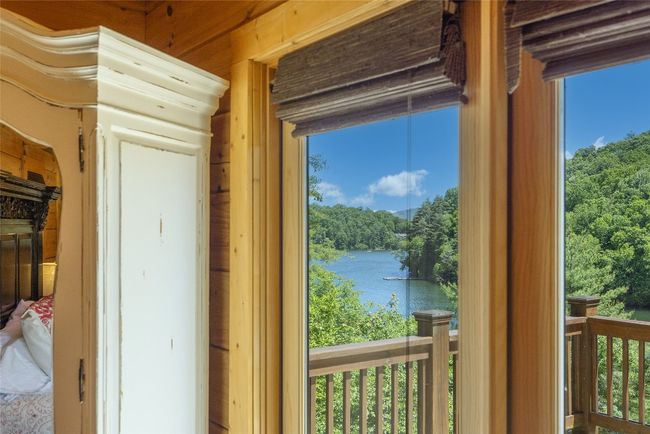 65 W Stone Pointe Ln, House other with 3 bedrooms, 5 bathrooms and null parking in Cullowhee NC | Image 31