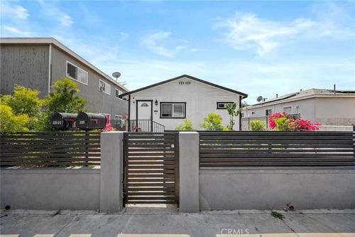 1118 256th St, Harbor City, CA, 90710 | Card Image