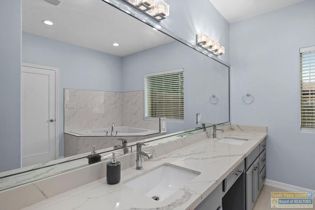 914 Palm Blvd, House other with 4 bedrooms, 4 bathrooms and 2 parking in Laguna Vista TX | Image 35