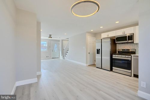 4110 Glenhunt Rd, BALTIMORE, MD, 21229-1778 | Card Image