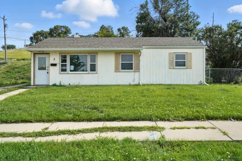 3 Indiana St, Rapid City, SD, 57701-7154 | Card Image