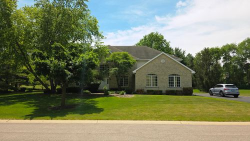4205 Alex Ln, Crystal Lake, IL, 60014-3884 | Card Image